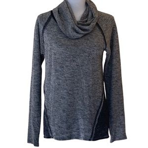 Kuhl Gray/Black Nova sweater size small